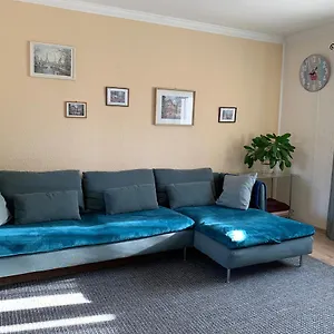 Apartment Mit Garten In