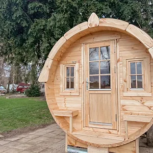 Campingplatz Wohnen Im Campingcube Direkt Am Rhein