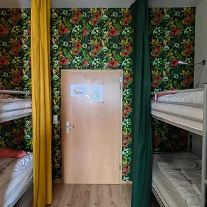 Tres Schick Hostel
