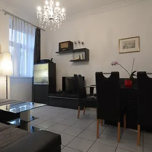 Apartment Feel At 2